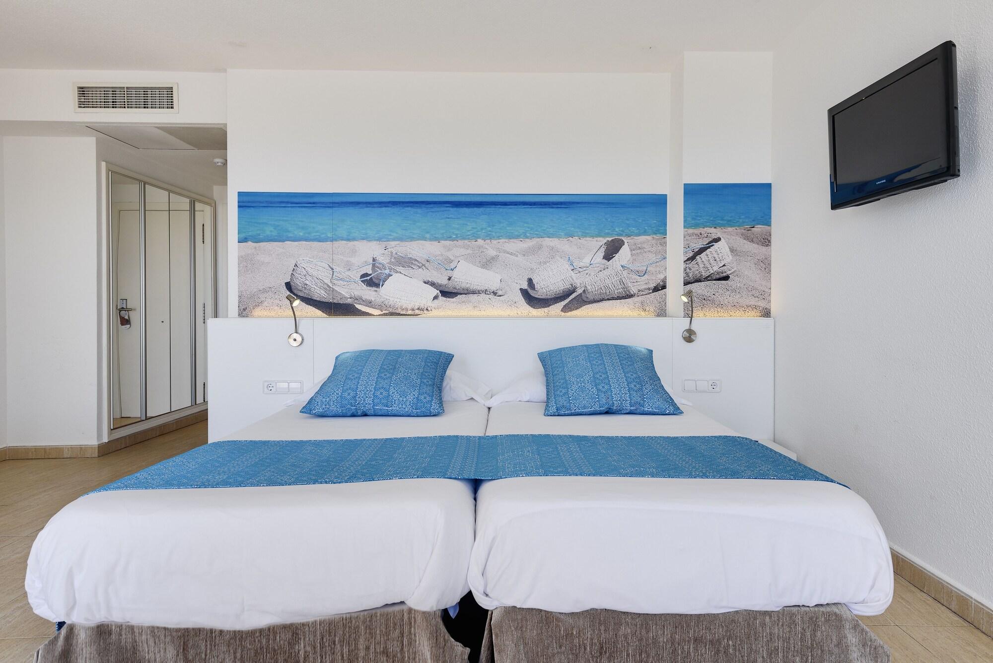 Aparthotel Tropic Garden Santa Eularia des Riu Esterno foto