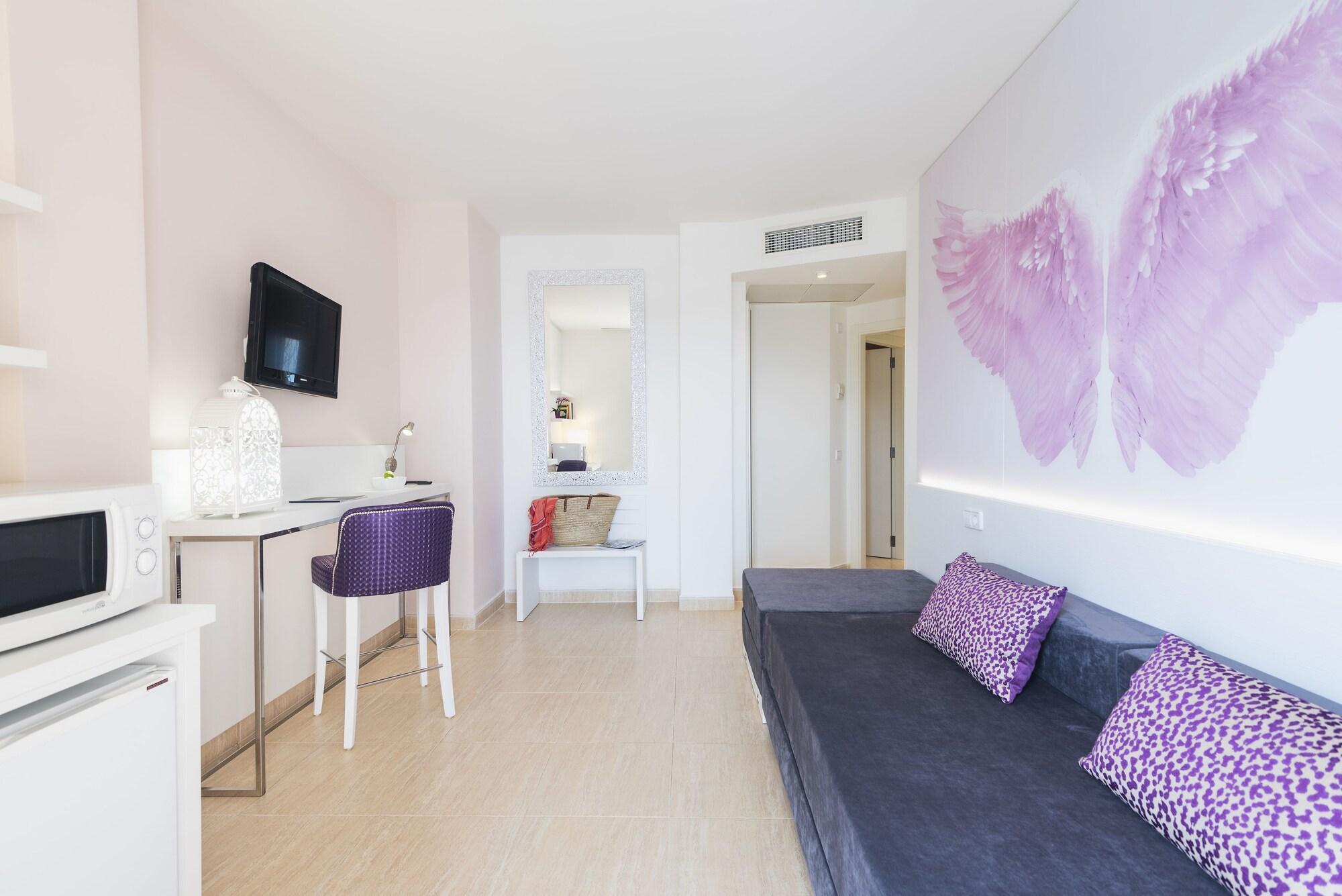 Aparthotel Tropic Garden Santa Eularia des Riu Esterno foto