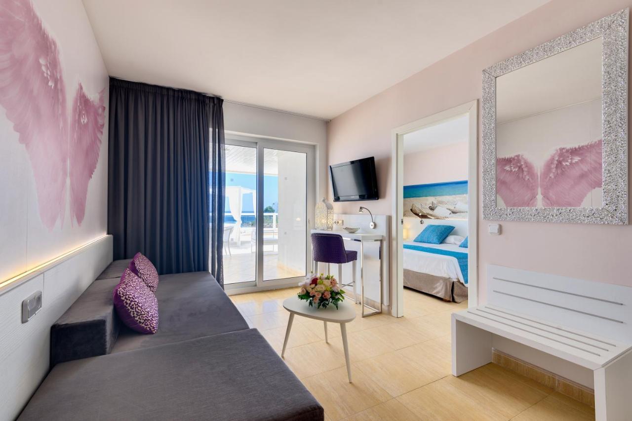 Aparthotel Tropic Garden Santa Eularia des Riu Esterno foto