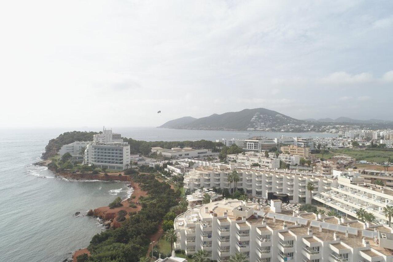 Aparthotel Tropic Garden Santa Eularia des Riu Esterno foto
