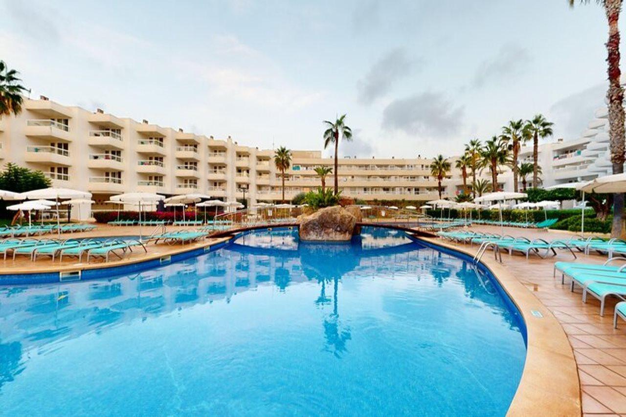 Aparthotel Tropic Garden Santa Eularia des Riu Esterno foto