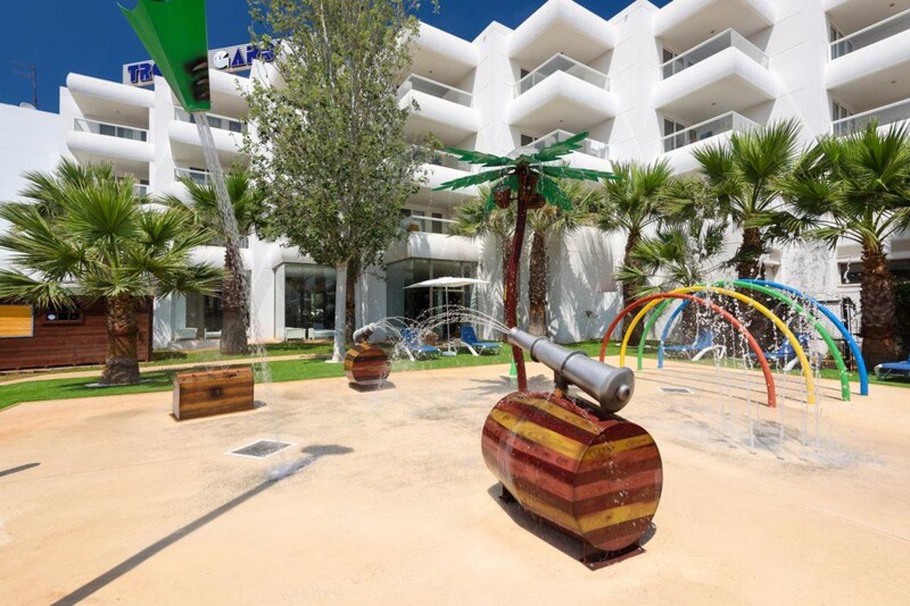 Aparthotel Tropic Garden Santa Eularia des Riu Esterno foto