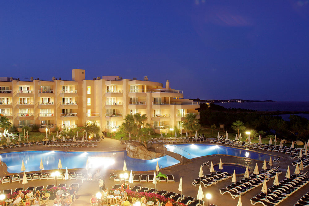 Aparthotel Tropic Garden Santa Eularia des Riu Esterno foto