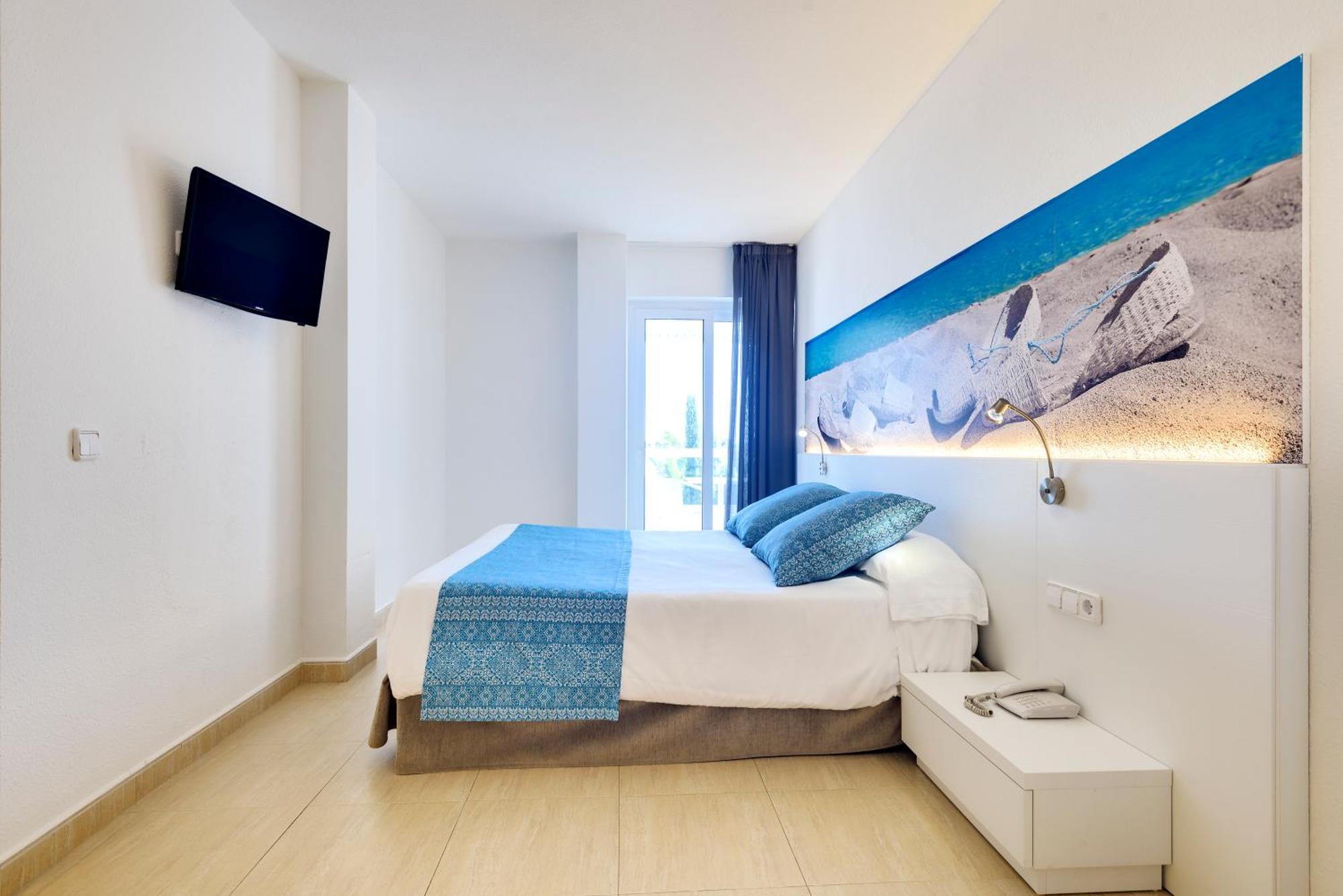 Aparthotel Tropic Garden Santa Eularia des Riu Esterno foto